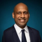 Mandamada, Ravi